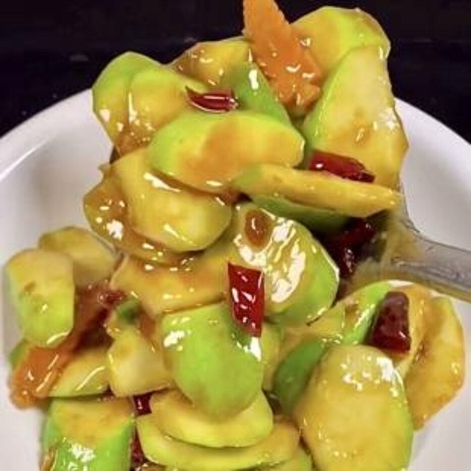 Кабачки жареные под соусом