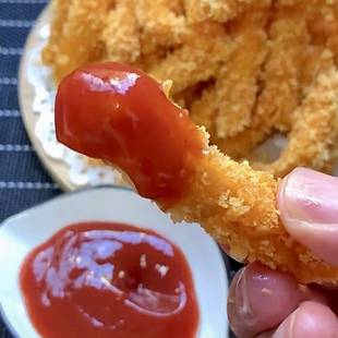 Жареное куриное филе в сухарях