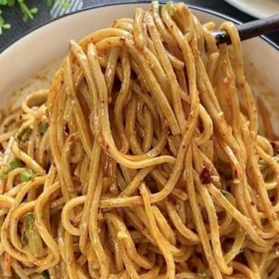 Лапша под соусом