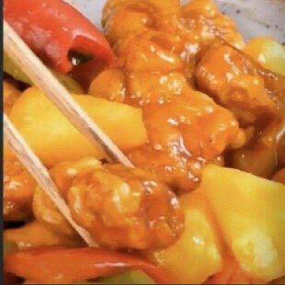 Мясо с ананасами