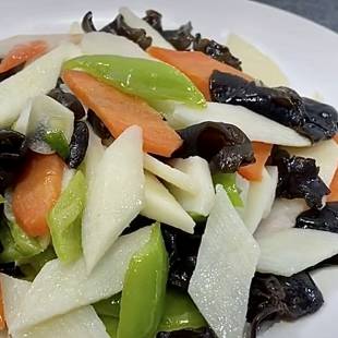 Ямс жареный с овощами