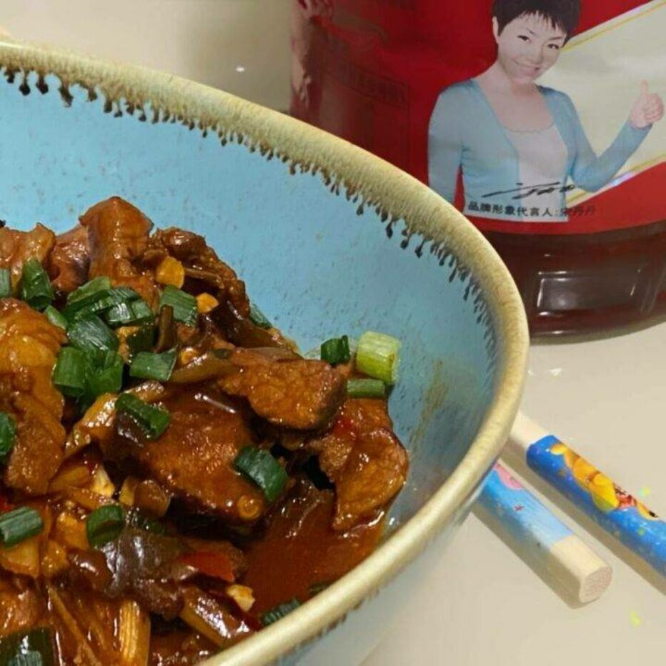 Свинина с ДоуБаньДзян (Сычуаньская кухня)