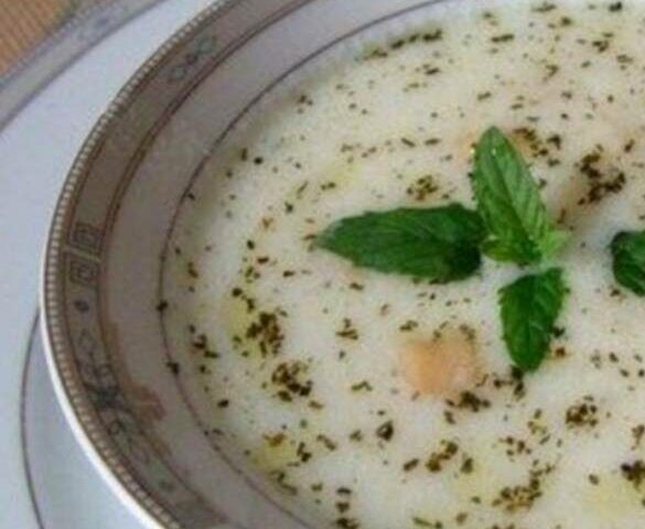 Турецкий йогуртовый суп