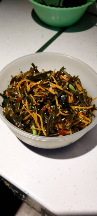Салат из морской капусты